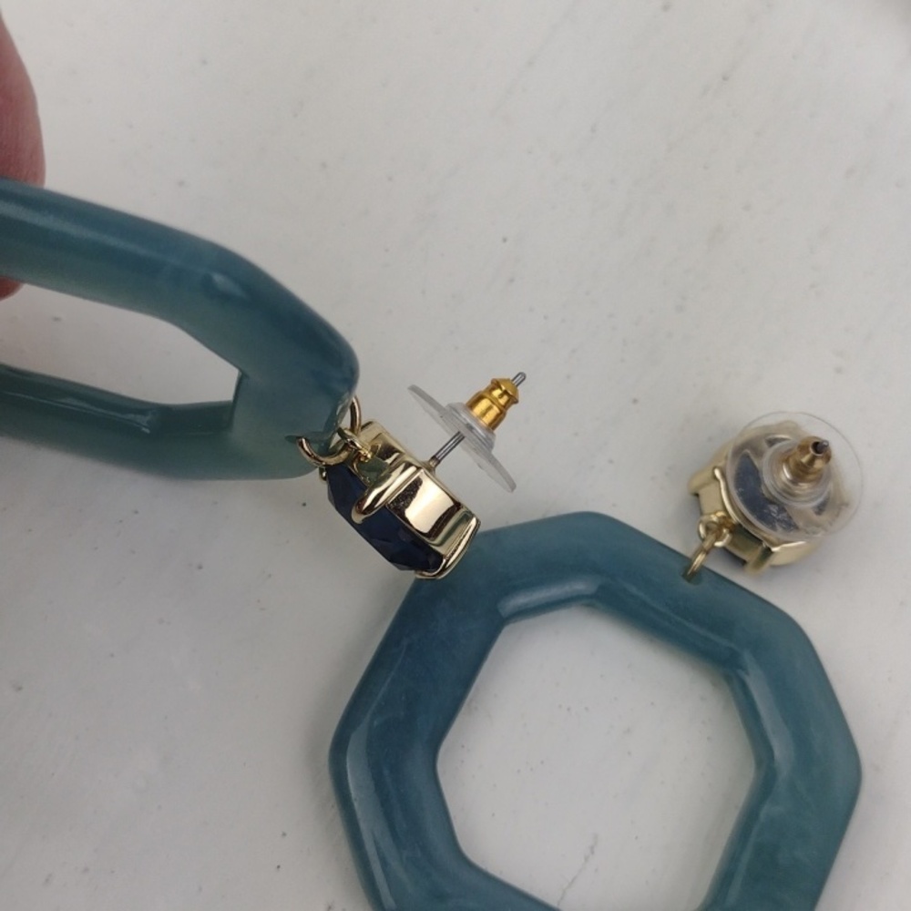 Teal Geometric Lucite Like Faceted Blue Gem Gorgeous Drop Earrings - Picture 7 of 8